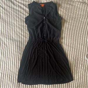 Black Sleeveless Dress